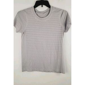 Lululemon Swiftly Breathe Squad Short Sleeve Shirt Gray Mesh Womens Small